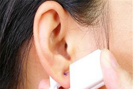 打耳洞前的注意事项，给女孩子的穿耳指南-3